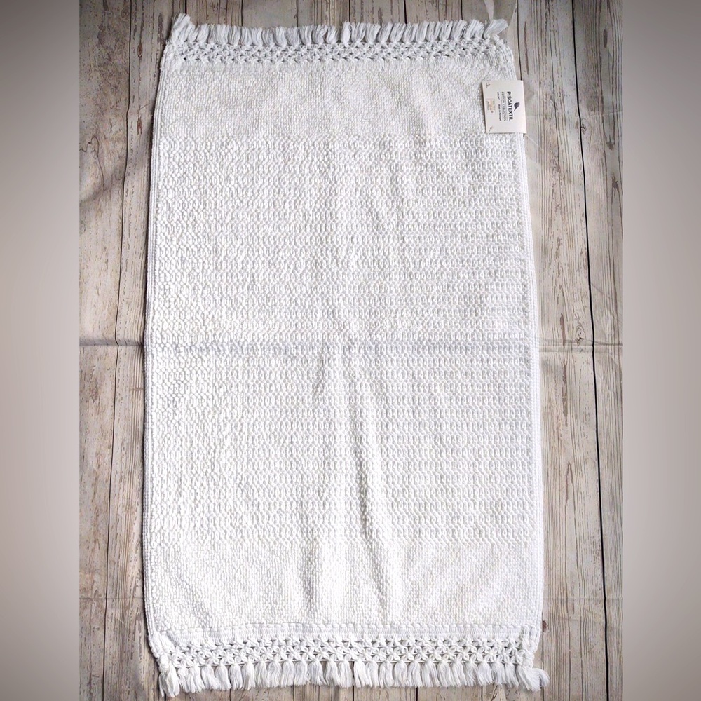 🎁Piscatextil Cotton Collection Bath Mat with Embroidery &  Tassels (24" x 36”)